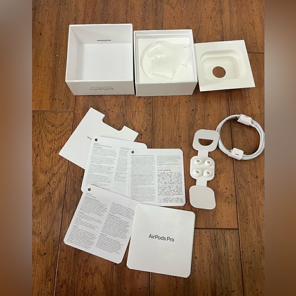 APPLE AIRPODS PRO  1 ST GEN  EMPTY BOX WITH CHARGING CABLE + MANUAL + EAR TIPS